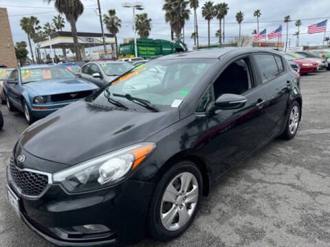 2016 Kia Forte5 LX