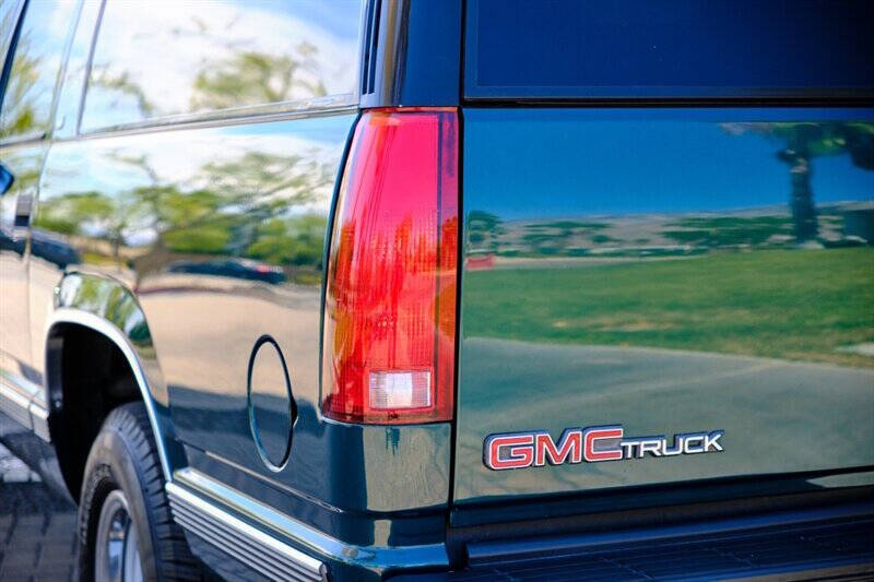 1997 GMC Suburban C1500