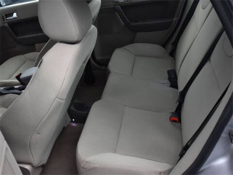2009 Ford Focus SES