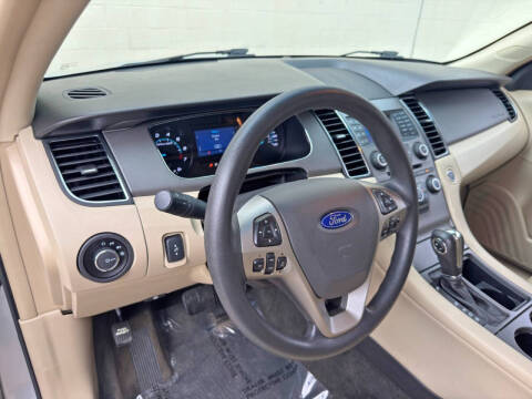 2015 Ford Taurus