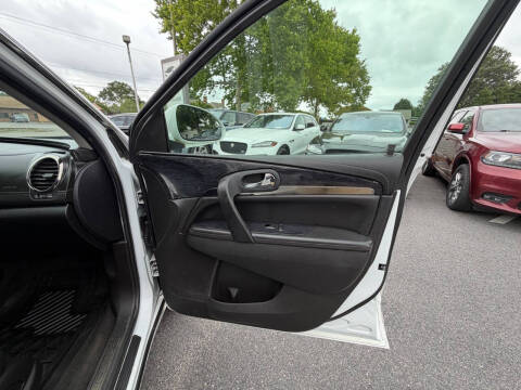 2017 Buick Enclave Leather