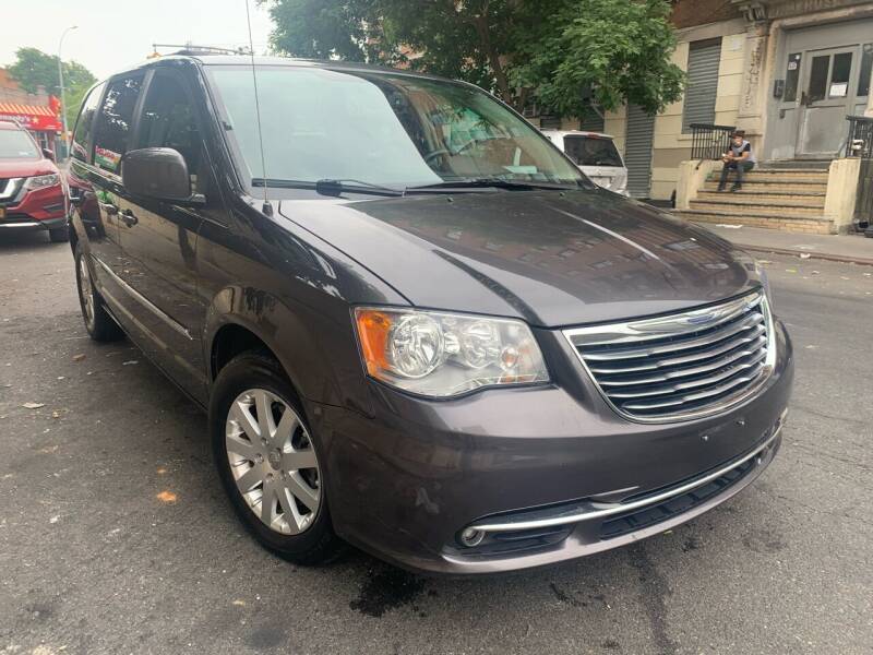 2015 Chrysler Town and Country for sale at Gallery Auto Sales and Repair Corp. in Bronx NY