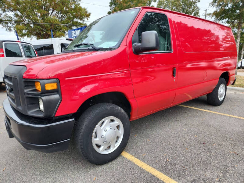 2012 Ford E-Series Econoline Van Commercial's photo