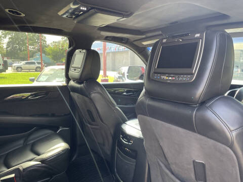 2016 Cadillac Escalade Platinum