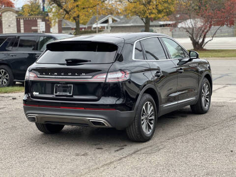 2023 Lincoln Nautilus Reserve