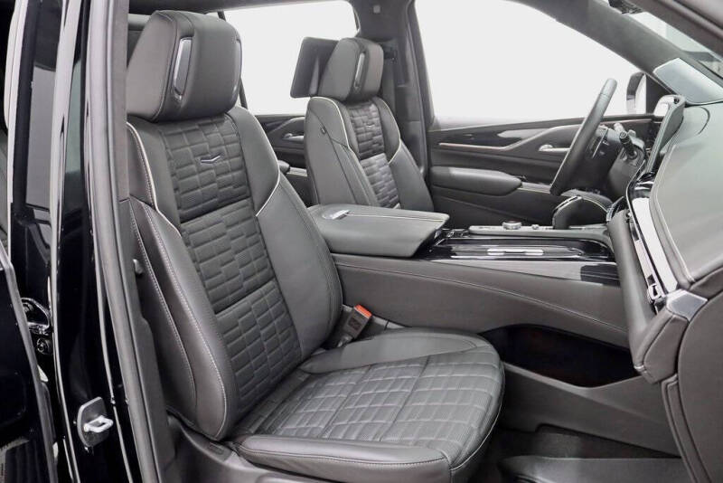 2024 Cadillac Escalade-V