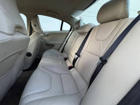 2012 Volvo S60 T5