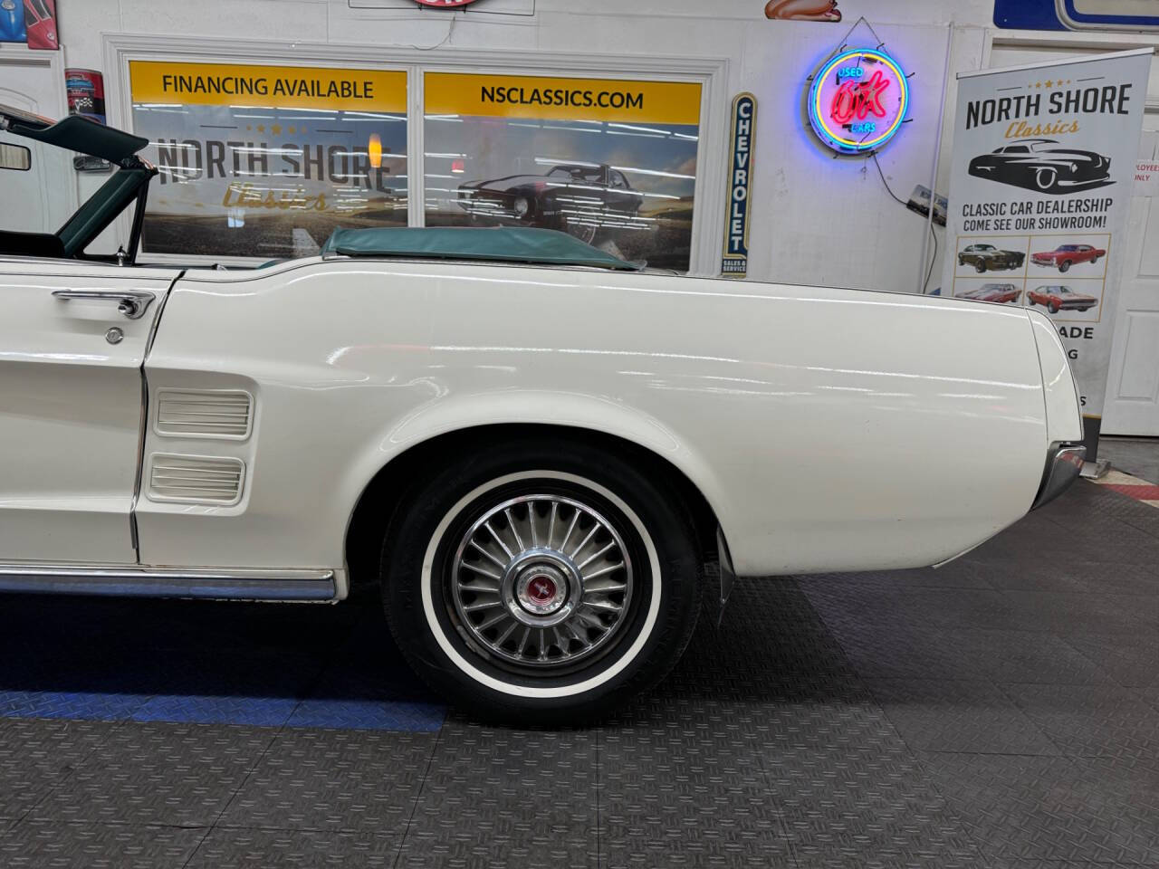1967 Ford Mustang 25