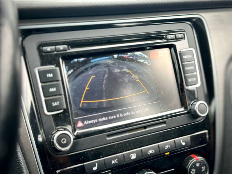 2014 Volkswagen Passat