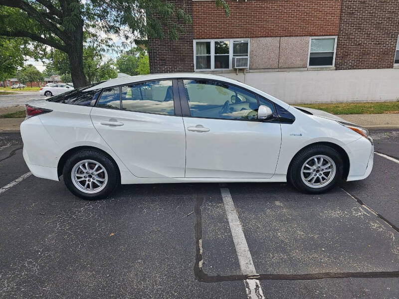 Used 2017 Toyota Prius Two with VIN JTDKBRFU9H3048480 for sale in Terre Haute, IN