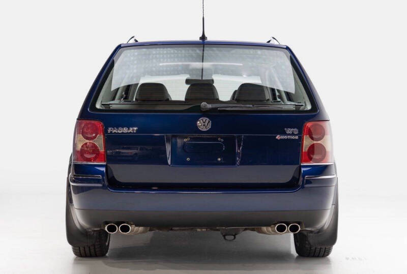 2004 Volkswagen Passat W8 4Motion