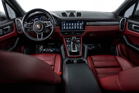 2022 Porsche Cayenne E-Hybrid Platinum Edition