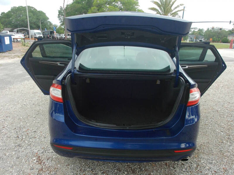 2013 Ford Fusion SE