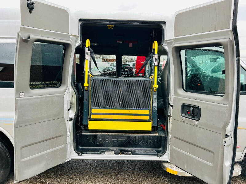 2017 Chevrolet Express LS 3500