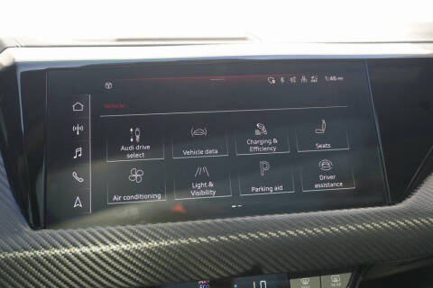 2022 Audi e-tron GT quattro Premium Plus