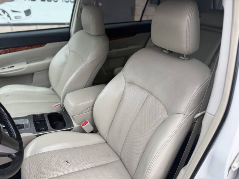 2011 Subaru Outback 2.5i Limited
