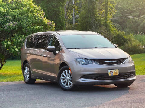 2017 Chrysler Pacifica Touring
