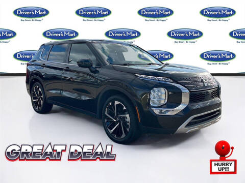 2023 Mitsubishi Outlander SE