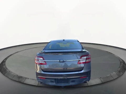 2015 Ford Taurus Limited