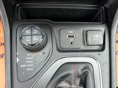 2020 Jeep Cherokee Trailhawk