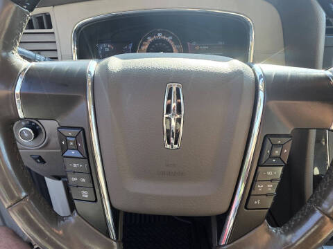 2017 Lincoln Navigator L Select