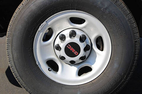 2024 GMC Savana 2500