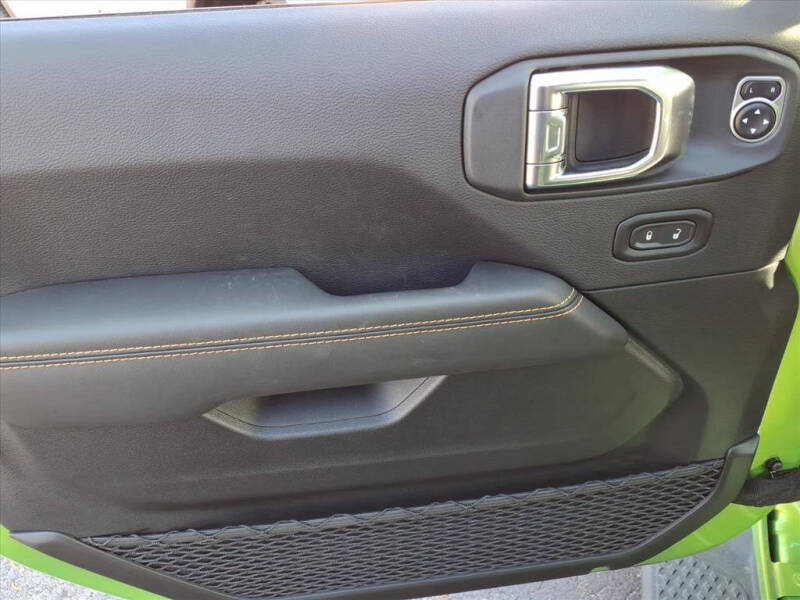 2025 Jeep Gladiator High Tide