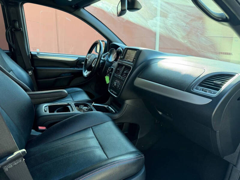 2019 Dodge Grand Caravan GT
