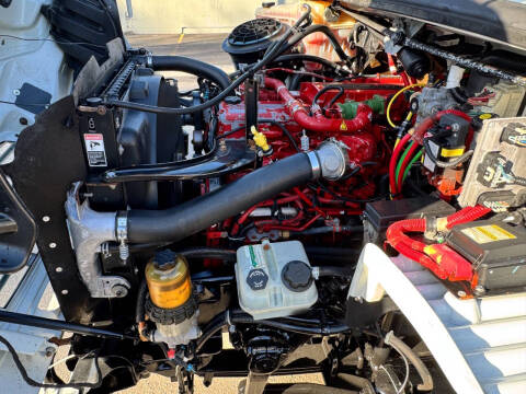 2017 Freightliner M2 106