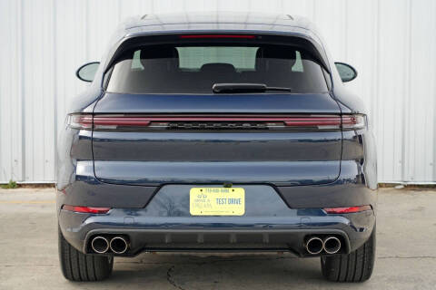 2025 Porsche Cayenne S
