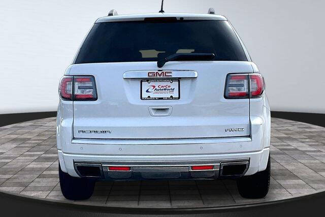 2016 GMC Acadia Denali