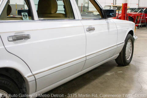 1991 Mercedes-Benz 560-Class 560 SEL