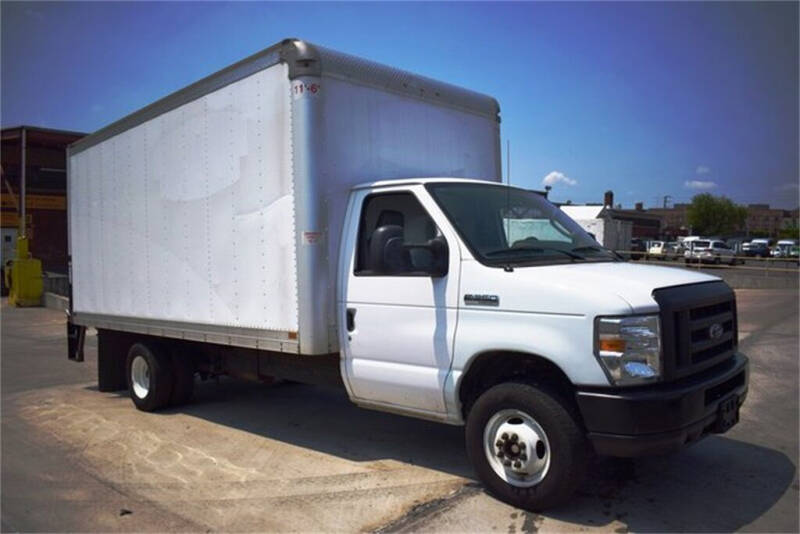 2018 Ford E-Series Chassis