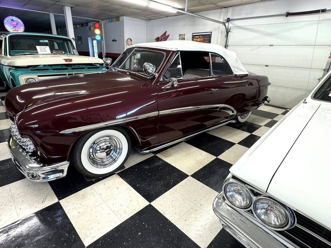1949 Ford Cabriolet 6