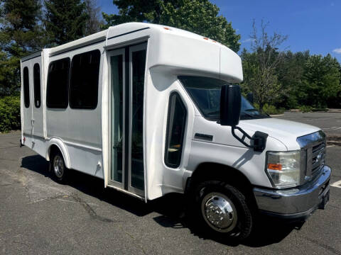 2015 Ford E-350 for sale at Major Vehicle Exchange in Westbury NY