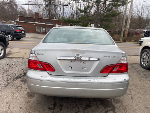 2004 Toyota Avalon XLS