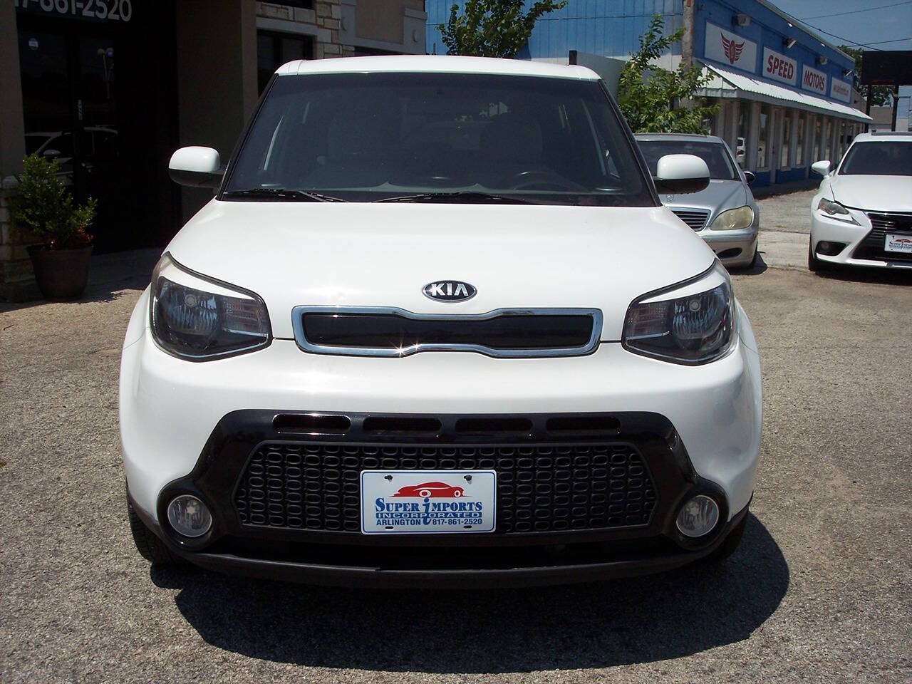 White 2016 Kia Soul + + 4dr Crossover 2