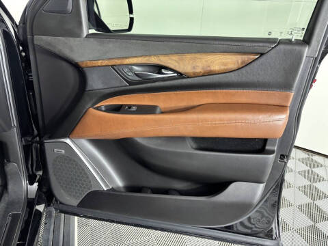 2020 Cadillac Escalade ESV Premium Luxury