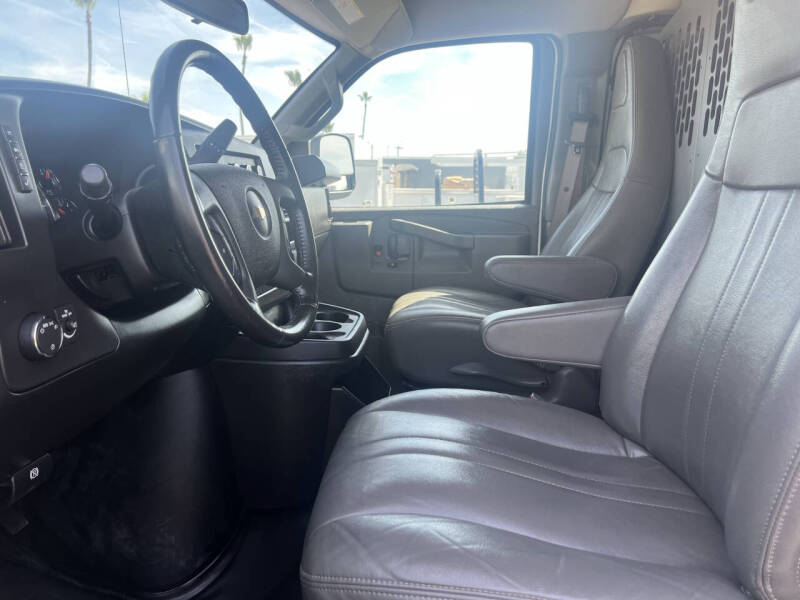 2022 Chevrolet Express 3500