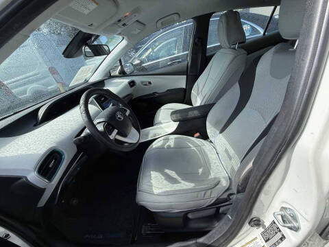 2017 Toyota Prius Prime Plus