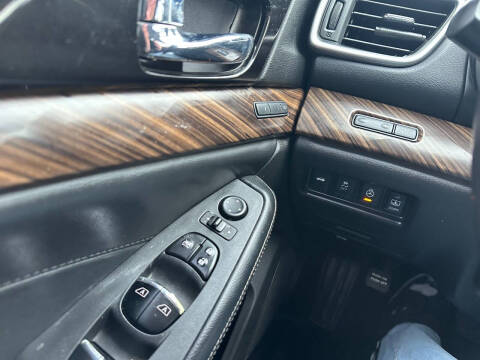 2017 Nissan Maxima Platinum