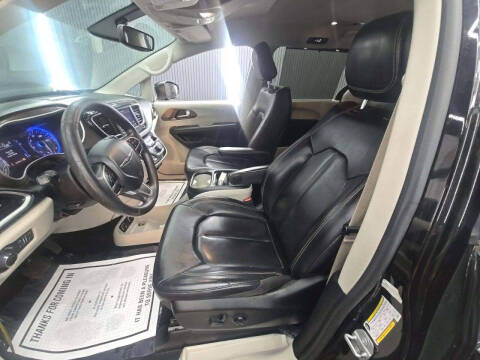 2020 Chrysler Voyager LXi