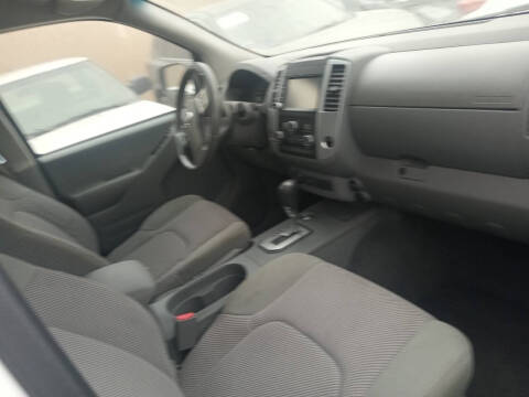 2020 Nissan Frontier SV