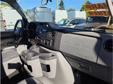 2011 Ford E-Series E-250