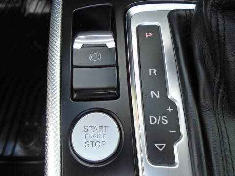 2016 Audi A4 2.0T quattro Premium