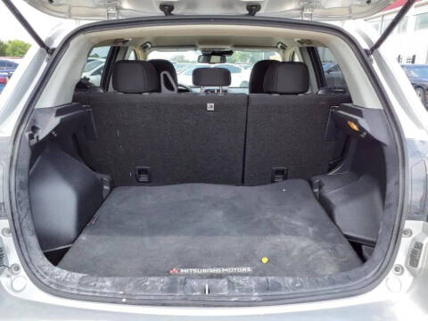 2020 Mitsubishi Outlander Sport SE