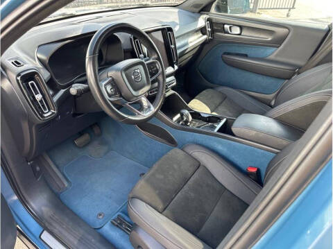 2022 Volvo C40 Recharge Pure Electric P8