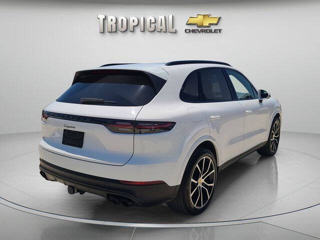 2023 Porsche Cayenne