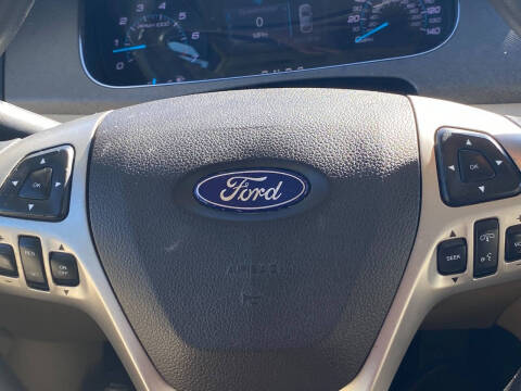 2018 Ford Taurus SE