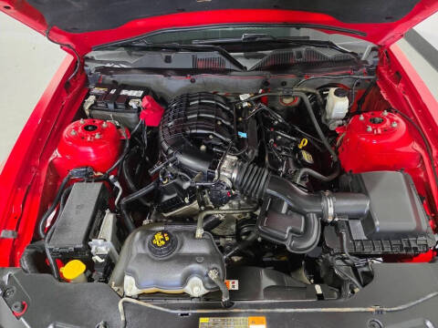 2012 Ford Mustang V6